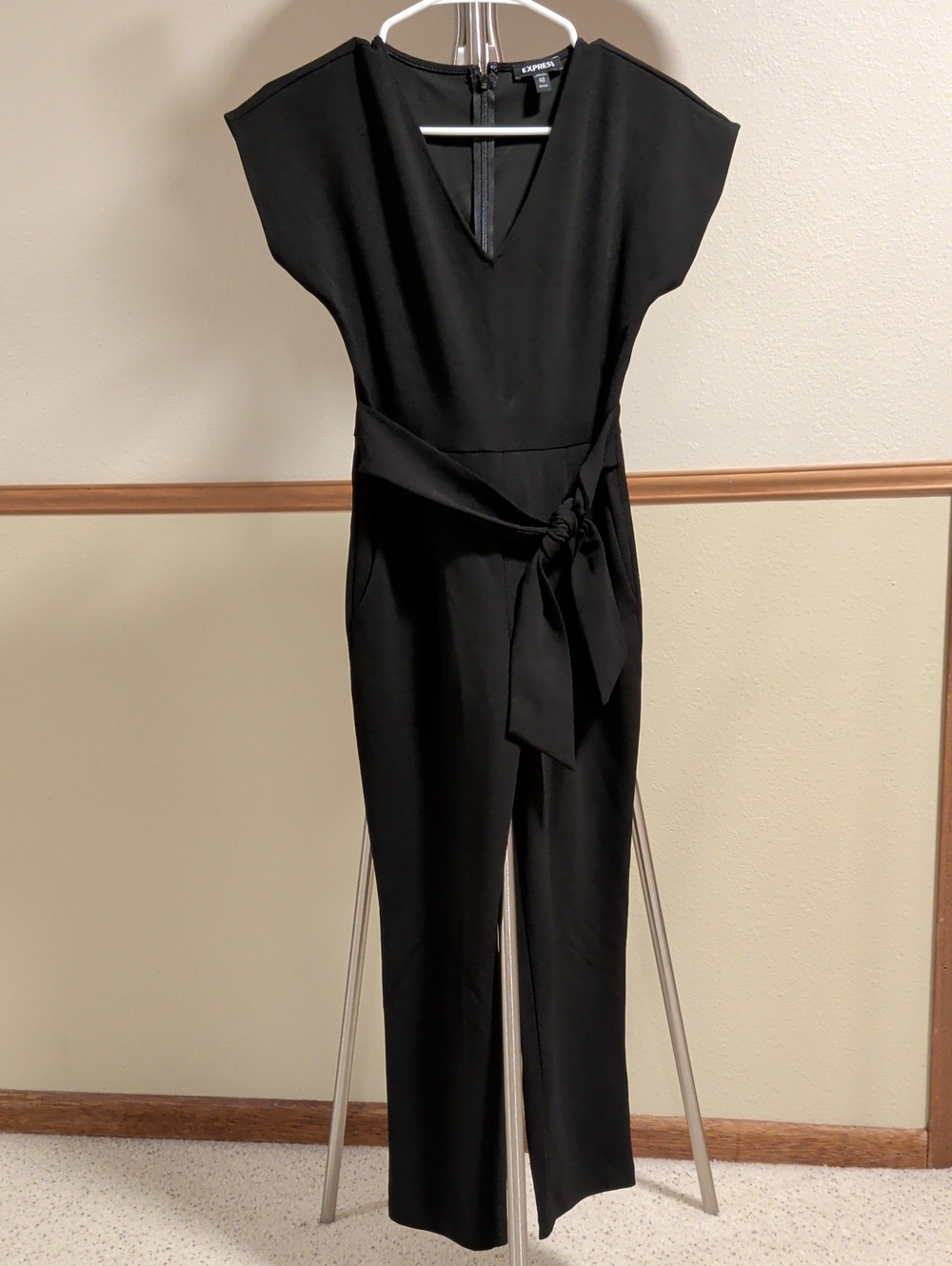 Express Black V-Neck Cap-Sleeve Tie-Waist Jumpsuit